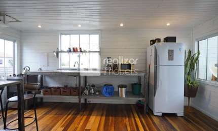 Casa com 2 quartos para alugar no Campeche, Florianópolis  por R$ 4.500