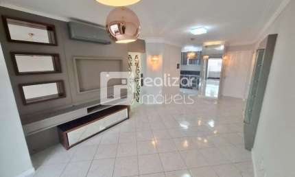 Apartamento com 3 quartos para alugar no Monte Verde, Florianópolis  por R$ 4.500