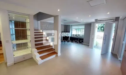 Casa em condomínio fechado com 3 quartos para alugar no Santo Antônio de Lisboa, Florianópolis  por R$ 8.900