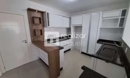 Apartamento com 2 quartos para alugar no Balneário, Florianópolis  por R$ 3.000