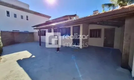 Casa com 3 quartos para alugar em jurerê, florianópolis  por r$ 8.400
