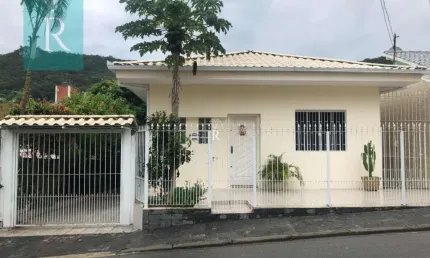 Casa com 5 quartos à venda no Saco dos Limões, Florianópolis  por R$ 1.200.000