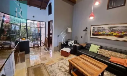 Casa com 4 quartos à venda na Agronômica, Florianópolis  por R$ 1.250.000