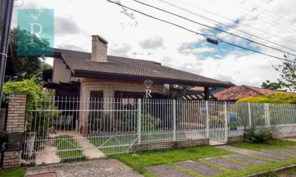 Casa com 5 quartos à venda em Jurerê, Florianópolis  por R$ 5.000.000