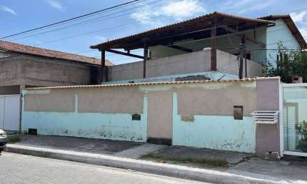 Casa Duplex, Grande e Espaçosa em São Pedro da Aldeia-RJ.