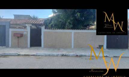 Casa de madeira para locação com Ótima localização !