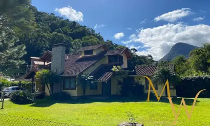 À venda, Casa de Gente Grande em São Pedro da Serra