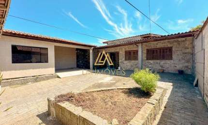 Casa com 3 quartos apenas a 230m da Lagoa do Mirim, Portinho da Vila