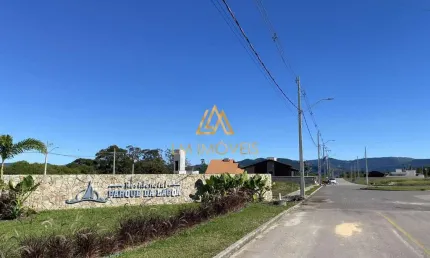 Lote pronto para construir, loteamento às margens da lagoa.