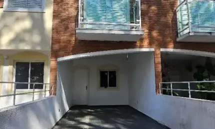Casa com 3 quartos para alugar na Avenida Agenor Couto de Magalhães, Jardim Regina, São Paulo