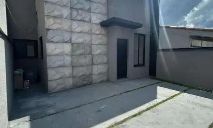 Sobrado para Venda em Mogi das Cruzes, Vila Lavínia, 3 dormitórios, 1 suíte, 2 banheiros, 2 vagas