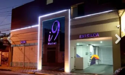Prédio com 29 salas para alugar na Rua Bittencourt, 215, Vila Nova, Santos