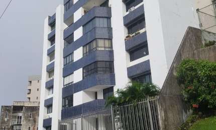 Apartamento com 3 quartos para alugar na Rua Cael, 179, Acupe de Brotas, Salvador