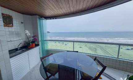 Apartamento frente mar á venda em Praia Grande, Guilhermina / SP