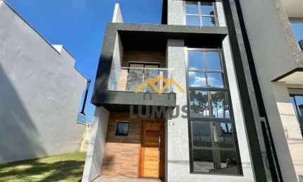 Sobrado com 3 dormitórios à venda, 130 m² por R$ 849.500,00 - Pinheirinho - Curitiba/PR