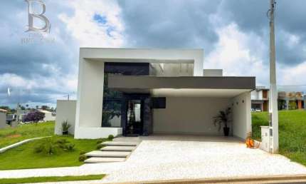 Casa à Venda em Santa Gertrudes, Marília: 3 Suítes, R$1.000.000