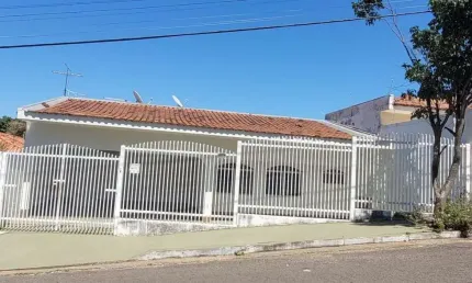 Casa com 3 quartos à venda no Jardim Ohara, Marília 
