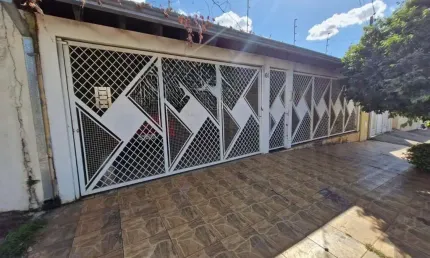 Casa com 3 quartos à venda no Jardim Monte Castelo, Marília 