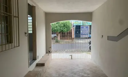 Casa à Venda em Palmital - Marília: 3 Quartos, 300m² por R$280mil