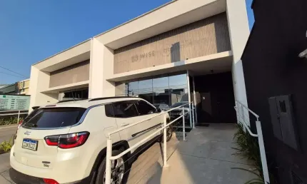 Ponto comercial para alugar no Jardim Maria Izabel, Marília 