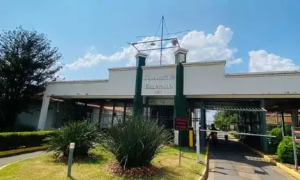 Casa com 4 quartos para alugar no Parque das Esmeraldas, Marília 