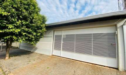 Casa com 3 quartos para alugar no Jardim Marajó, Marília 