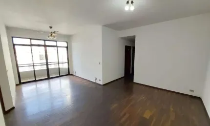 Apartamento com 3 quartos para alugar no Centro, Marília 