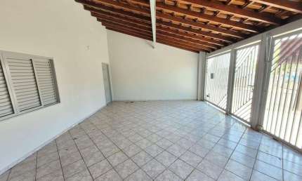 Casa com 2 quartos à venda no Marília, Marília 