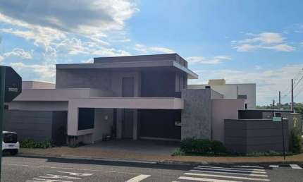 Casa de Condomínio à Venda no Esmeralda Residence II, Marília