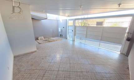 Casa à Venda em Palmital, Marília: 3 Dorms, 148m², 1 Suíte