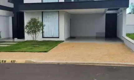 Casa de Condomínio à Venda no Terras da Fazenda Marília, 270m²