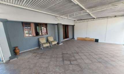 Casa com 3 quartos para alugar no Jardim Monte Castelo, Marília 