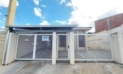Casa com 3 quartos para alugar no Palmital, Marília 