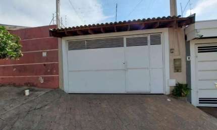 Casa com 3 quartos para alugar no Jardim Eldorado, Marília 