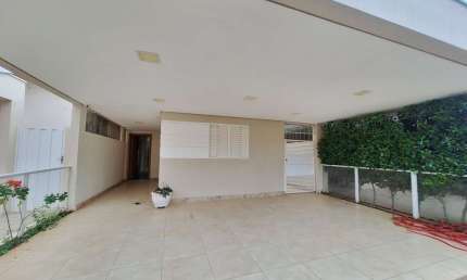 Casa com 2 quartos para alugar no Jardim Nazareth, Marília 