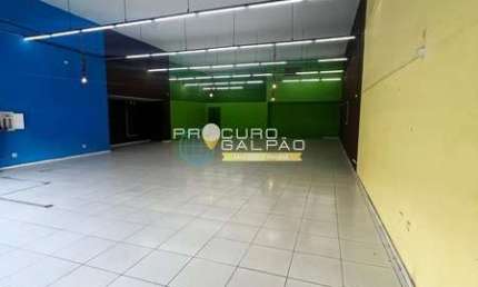 Galpão Comercial de 400 m² para Locação em Mauá com Depósito