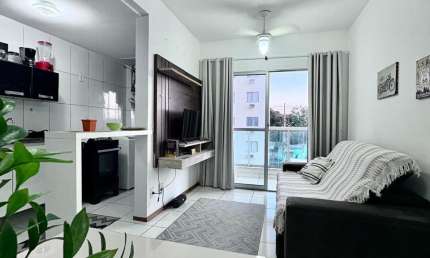 Lindo apartamento de 02 quartos com suite pertinho da praia de Manguinhos
