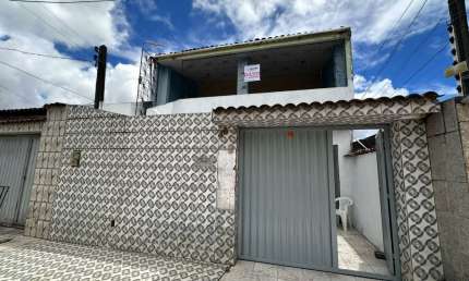 Casa em Santa Lúcia - 02 casas por 290 mil - Maceió-AL