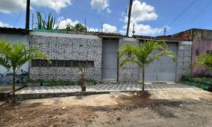Casa com 03 quartos no benedito bentes - maceió - al