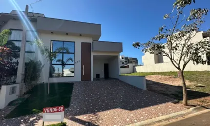 Casa térrea à venda no condomínio Residencial Terras da Estância