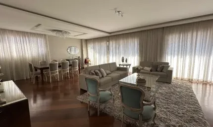 Apartamento com 3 suítes à venda no Cambuí Campinas