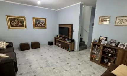Casa com 4 quartos à venda na Rua Tenente Ary Rauen, Vila Cleonice, São Paulo