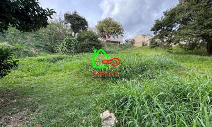Terreno à venda no Centro de Vinhedo-SP com 393m² de área!