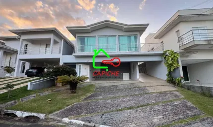 Casa em condomínio no Pinheirinho, Vinhedo-SP: 4 quartos, 4 suítes, 2 salas, 6 banheiros, 6 vagas de garagem, 302m².