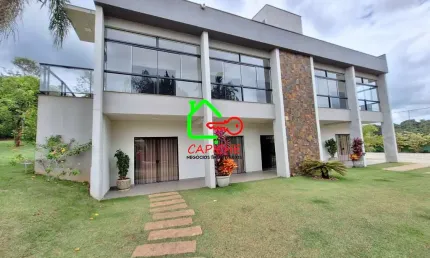 Casa de luxo em condomínio à venda em Vinhedo-SP, bairro Caixa D'água: 4 quartos, 4 suítes, 3 salas, 10 vagas e 700m².