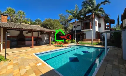 Casa em condomínio no Bosque, Vinhedo, 4 dormitórios, 4 suítes, 3 salas, 6 banheiros, 6 vagas, 400 m construídos.