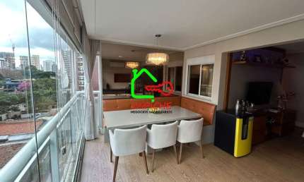 Apartamento de Alto Padrão na Cidade Monções, São Paulo-SP - 2 quartos, 2 suítes, 2 salas, 3 banheiros, 2 vagas - 80m².