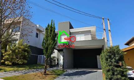 Aluguel de Casa em Condomínio em Vinhedo-SP, 3 Quartos, 3 Suítes, 2 Salas, 5 Banheiros, 4 Vagas.