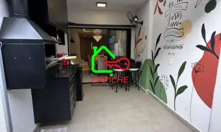 Casa em villaggio à venda em Vinhedo-SP, 3 quartos, 3 suítes, 2 salas, 3 vagas - Bairro Pinheirinho - 112m².