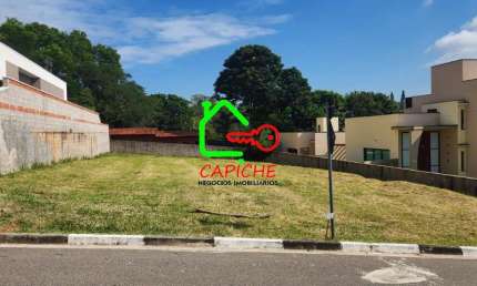 Terreno de 1.003m² à venda em condomínio exclusivo de Vinhedo-SP no bairro Observatório